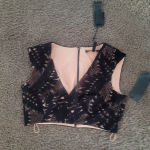 BCBG top, cropped, beautiful